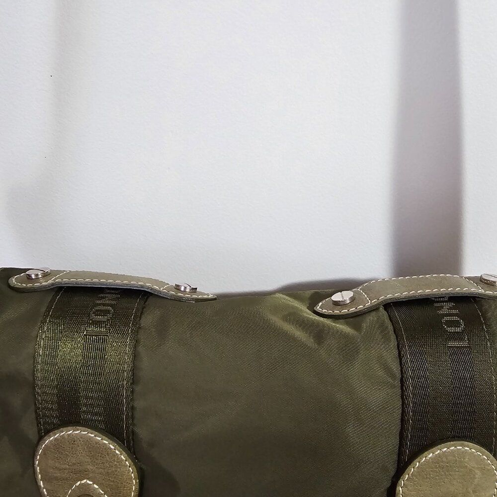 EUC LIKE NEW AUTHENTIC LONGCHAMP GREEN NYLON CROSSBODY BAG MEDIUM - Picture 4 of 16